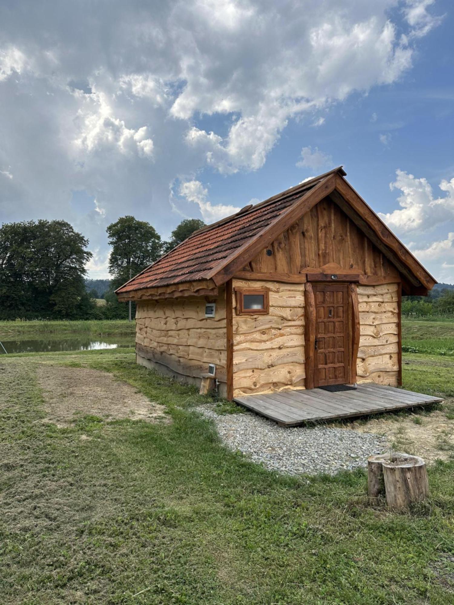 Wedkarskie Nad Stawami Pirania Zagorz